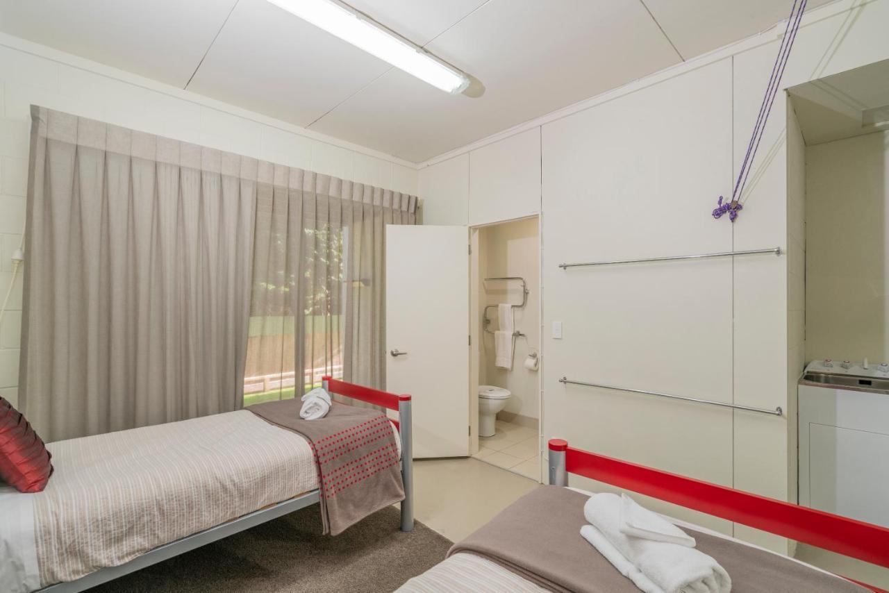 Ocean Serenity Apartments Whitianga Exteriör bild