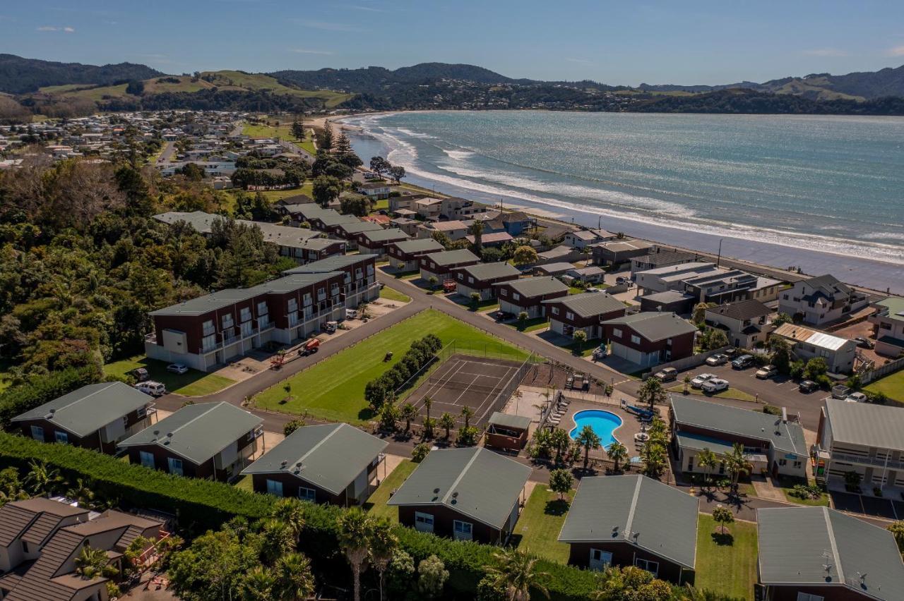 Ocean Serenity Apartments Whitianga Exteriör bild