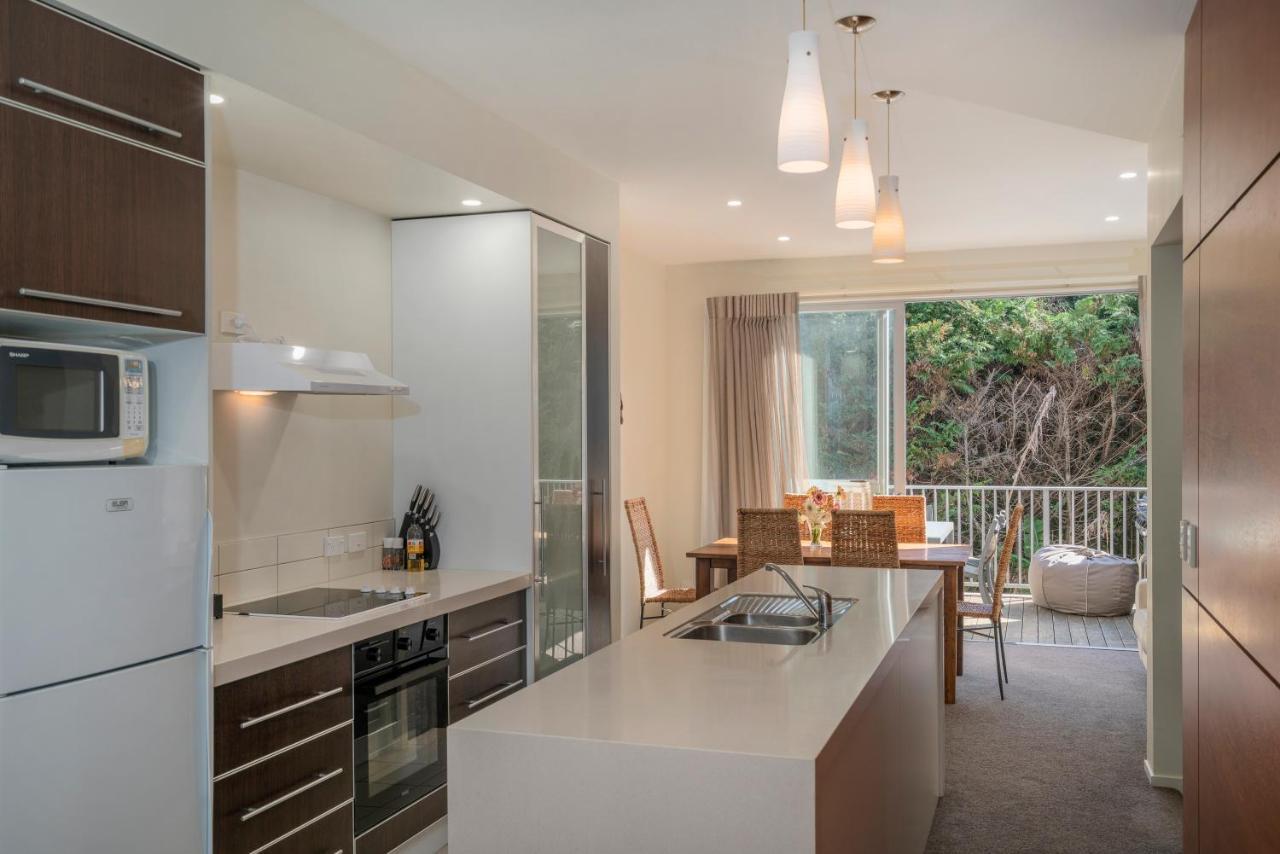 Ocean Serenity Apartments Whitianga Exteriör bild
