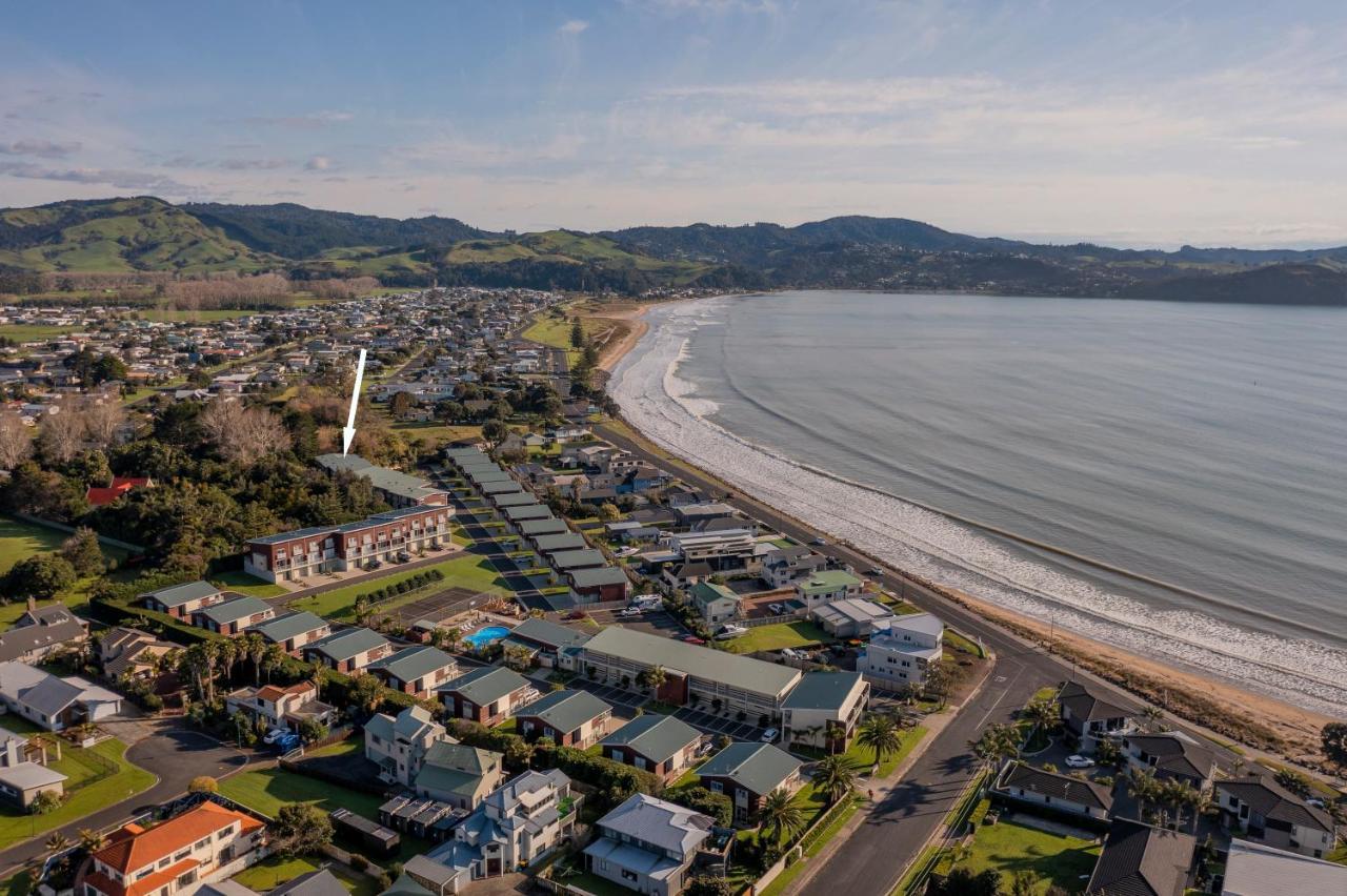 Ocean Serenity Apartments Whitianga Exteriör bild